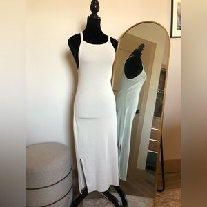 ✨FINAL SALE✨ Midi bodycon dress